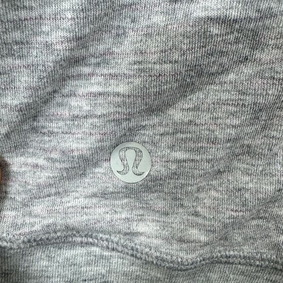 Lululemon In A Cinch Pullover Women's 8? Gray Pink Striped Reversible Cowl Neck - Picture 6 of 7